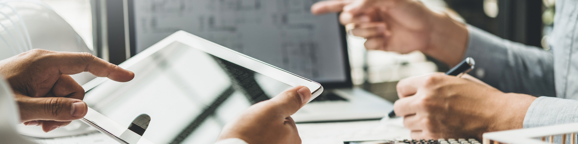 図面の出図とは？種類や管理方法、注意すべきポイントを解説