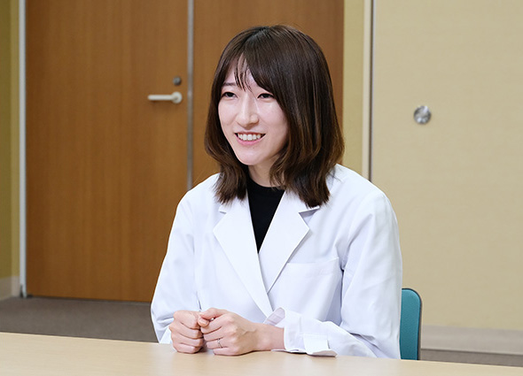 情報マネジメント課 田島 沙紀 様