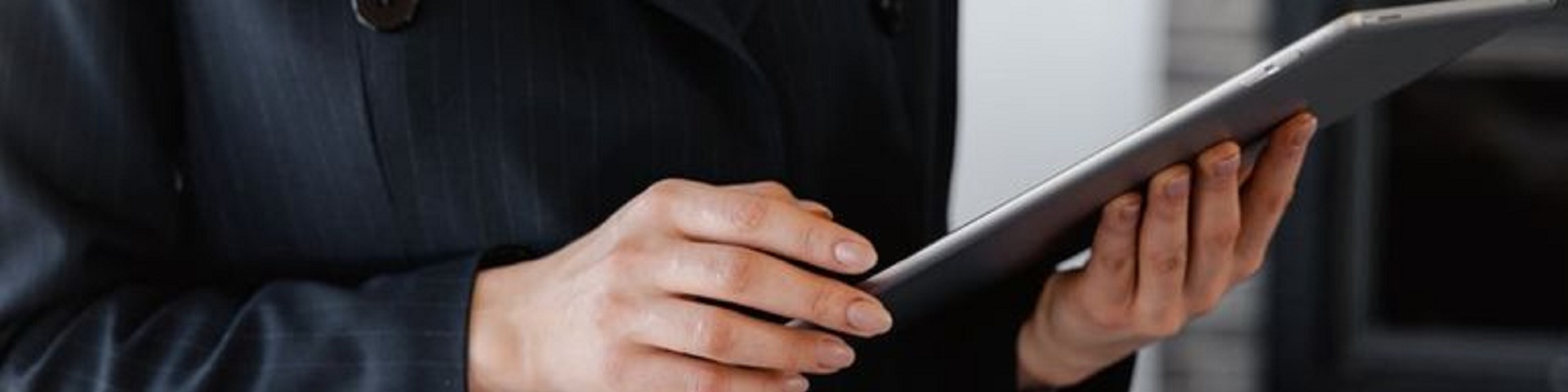 DX推進における課題とは？解決策や導入手順7ステップも解説