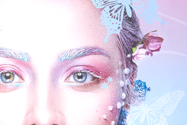 프린트 샘플 ‘메탈릭 메이크업을 한 여성의 얼굴 사진’