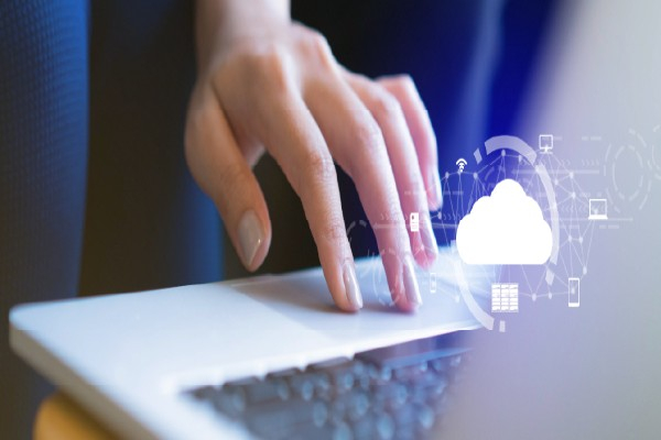 Top Considerations for Choosing a Workplace Platform in 2023